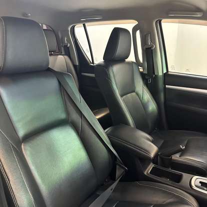 TOYOTA-HILUX-2020