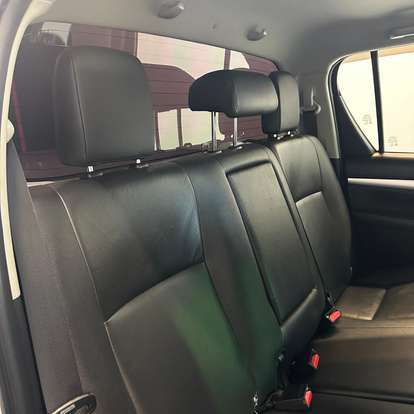 TOYOTA-HILUX-2020