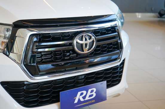 TOYOTA-HILUX-2.8 SRV 4X4 CD 16V DIESEL 4P AUTOMÁTICO TOYOTA-HILUX-2019