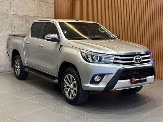 TOYOTA-HILUX-2.8 SRX 4X4 CD 16V DIESEL 4P AUTOMÁTICO TOYOTA-HILUX-2017