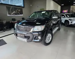 TOYOTA HILUX 3.0 SR 4X4 CD 16V TURBO INTERCOOLER DIESEL 4P AUTOMÁTICO TOYOTA HILUX 3.0 SR 4X4 CD 16V TURBO INTERCOOLER DIESEL 4P AUTOMÁTICO