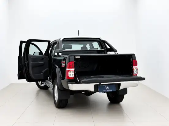 TOYOTA-HILUX-2013