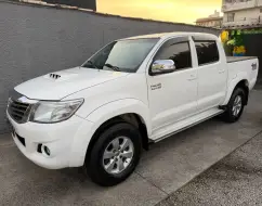 TOYOTA HILUX 3.0 SRV 4X4 CD 16V TURBO INTERCOOLER DIESEL 4P AUTOMÁTICO TOYOTA HILUX 3.0 SRV 4X4 CD 16V TURBO INTERCOOLER DIESEL 4P AUTOMÁTICO