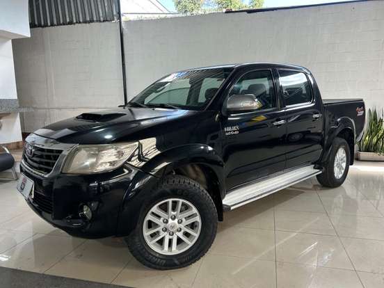 TOYOTA-HILUX-3.0 SRV 4X4 CD 16V TURBO INTERCOOLER DIESEL 4P AUTOMÁTICO TOYOTA-HILUX-2011