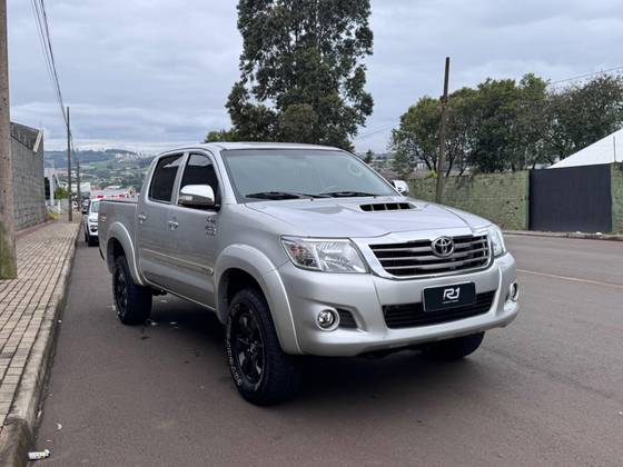 TOYOTA HILUX 3.0 SRV 4X4 CD 16V TURBO INTERCOOLER DIESEL 4P AUTOMÁTICO