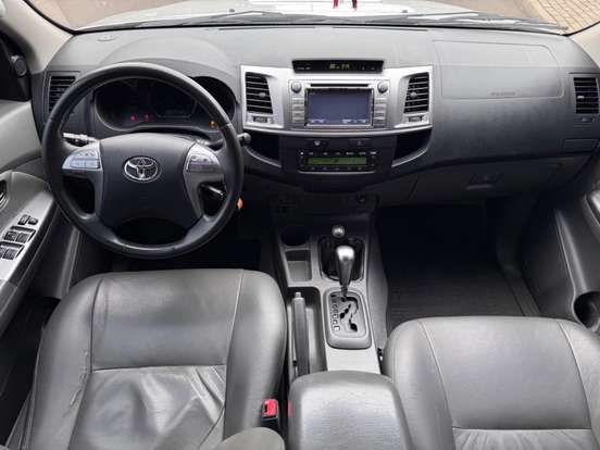 TOYOTA-HILUX-3.0 SRV 4X4 CD 16V TURBO INTERCOOLER DIESEL 4P AUTOMÁTICO TOYOTA-HILUX-2014