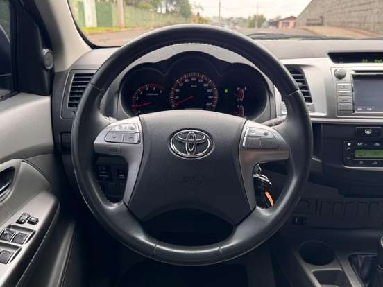 TOYOTA-HILUX-3.0 SRV 4X4 CD 16V TURBO INTERCOOLER DIESEL 4P AUTOMÁTICO TOYOTA-HILUX-2014