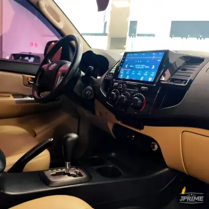 TOYOTA-HILUX SW4-2014