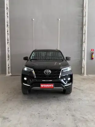 TOYOTA-HILUX SW4-2022