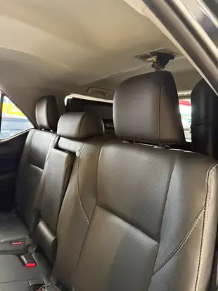 TOYOTA-HILUX SW4-2022