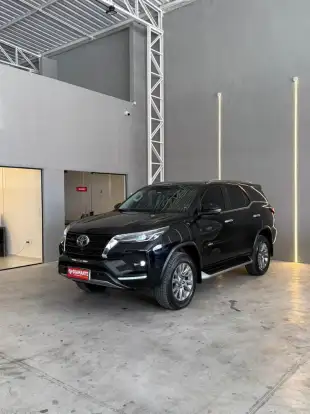 TOYOTA-HILUX SW4-2022