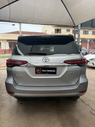 TOYOTA-HILUX SW4-2021