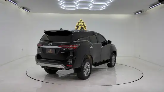 TOYOTA-HILUX SW4-2021