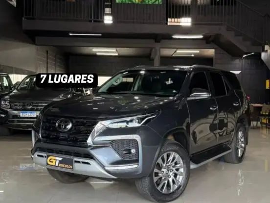 TOYOTA-HILUX SW4-2.8 D-4D TURBO DIESEL SRX 7L 4X4 AUTOMÁTICO TOYOTA-HILUX SW4-2021