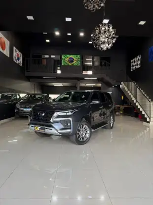 TOYOTA-HILUX SW4-2021