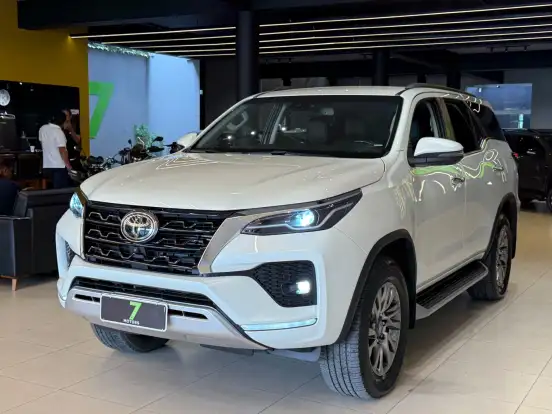 TOYOTA-HILUX SW4-2021