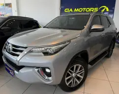 TOYOTA HILUX SW4 2.8 SRX 4X4 16V TURBO INTERCOOLER DIESEL 4P AUTOMÁTICO TOYOTA HILUX SW4 2.8 SRX 4X4 16V TURBO INTERCOOLER DIESEL 4P AUTOMÁTICO