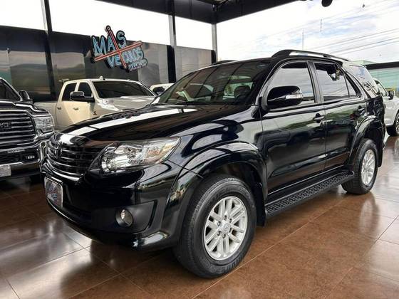 TOYOTA HILUX SW4 2.7 SR 4X2 16V FLEX 4P AUTOMÁTICO
