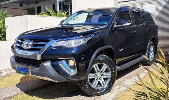 TOYOTA-HILUX SW4-2.7 SR 4X2 16V FLEX 4P AUTOMÁTICO TOYOTA-HILUX SW4-2017