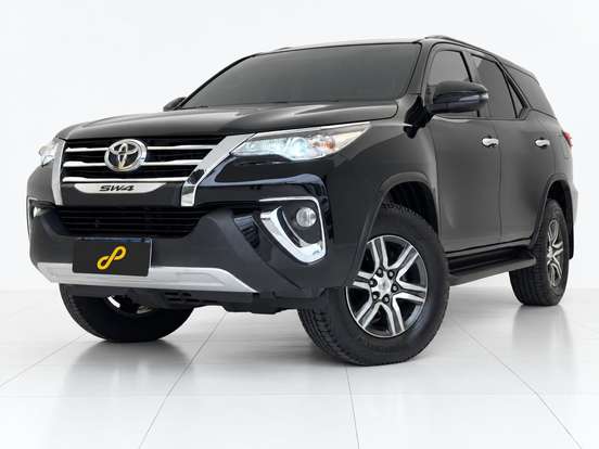 TOYOTA-HILUX SW4-2019