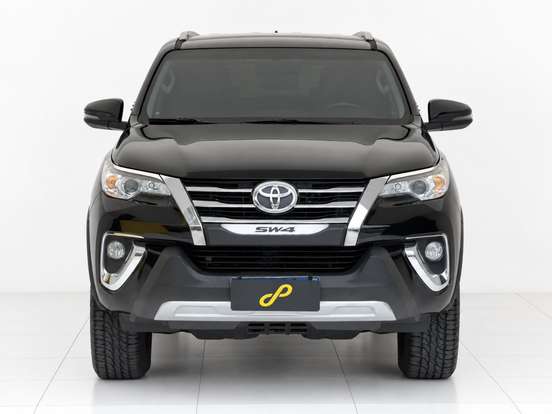 TOYOTA-HILUX SW4-2019