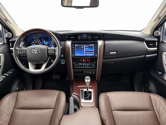 TOYOTA-HILUX SW4-2.7 SRV 7 LUGARES 4X2 16V FLEX 4P AUTOMÁTICO TOYOTA-HILUX SW4-2019