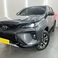 TOYOTA HILUX SW4 2.8 D-4D TURBO DIESEL SRX 4X4 AUTOMÁTICO TOYOTA HILUX SW4 2.8 D-4D TURBO DIESEL SRX 4X4 AUTOMÁTICO