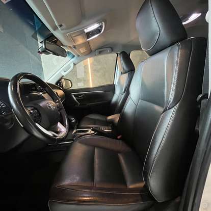 TOYOTA-HILUX SW4-2.8 D-4D TURBO DIESEL SRX 7L 4X4 AUTOMÁTICO TOYOTA-HILUX SW4-2021
