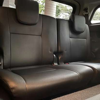 TOYOTA-HILUX SW4-2024