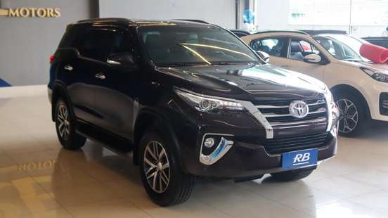 TOYOTA-HILUX SW4-2017