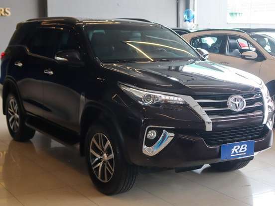 TOYOTA-HILUX SW4-2.8 SRX 4X4 16V TURBO INTERCOOLER DIESEL 4P AUTOMÁTICO TOYOTA-HILUX SW4-2017