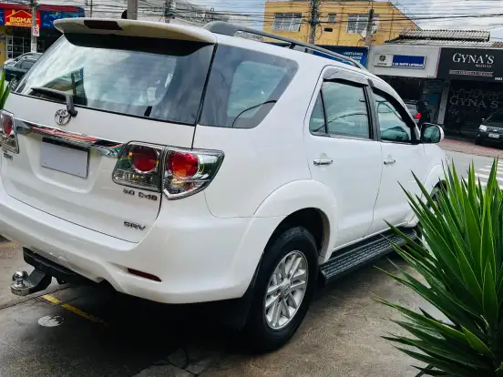 TOYOTA-HILUX SW4-3.0 SRV 4X4 7 LUGARES 16V TURBO INTERCOOLER DIESEL 4P AUTOMÁTICO TOYOTA-HILUX SW4-2012