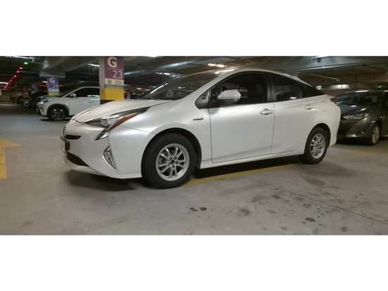 TOYOTA-PRIUS-1.8 16V HÍBRIDO 4P AUTOMÁTICO TOYOTA-PRIUS-2017
