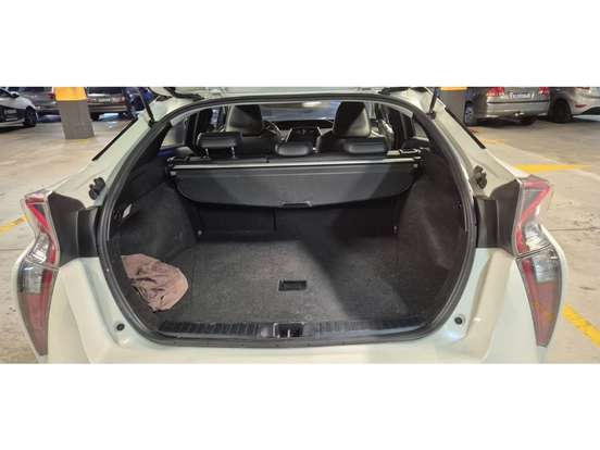 TOYOTA-PRIUS-1.8 16V HÍBRIDO 4P AUTOMÁTICO TOYOTA-PRIUS-2017