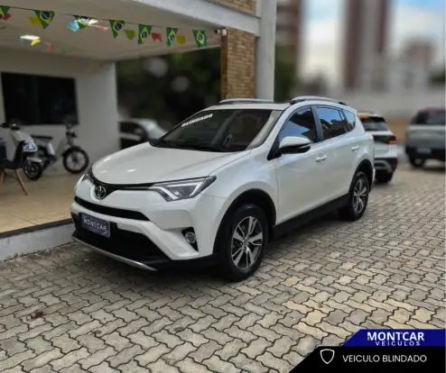TOYOTA-RAV4-2018