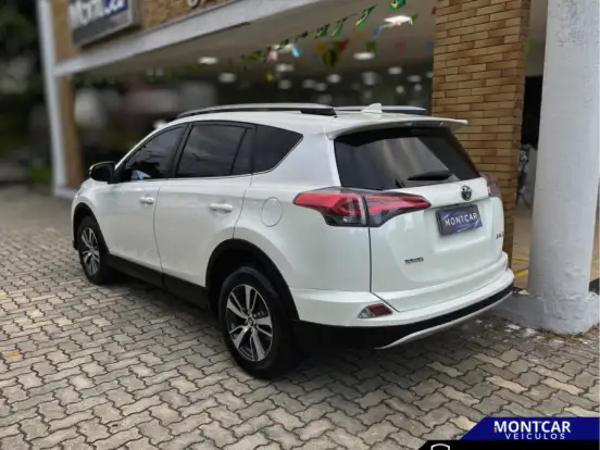 TOYOTA-RAV4-2.0 TOP 4X2 16V GASOLINA 4P AUTOMÁTICO TOYOTA-RAV4-2018