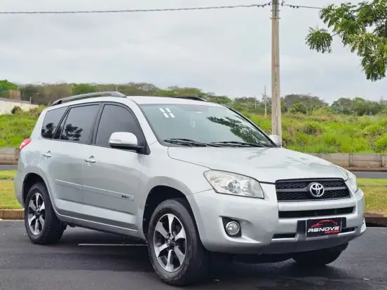 TOYOTA-RAV4-2.4 4X2 16V GASOLINA 4P AUTOMÁTICO TOYOTA-RAV4-2011