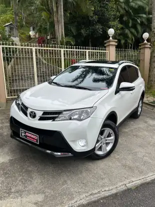 TOYOTA-RAV4-2013