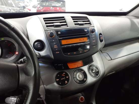 TOYOTA-RAV4-2006