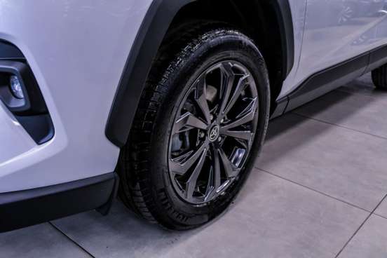 TOYOTA-RAV4-2023