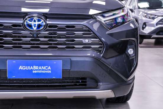 TOYOTA-RAV4-2023
