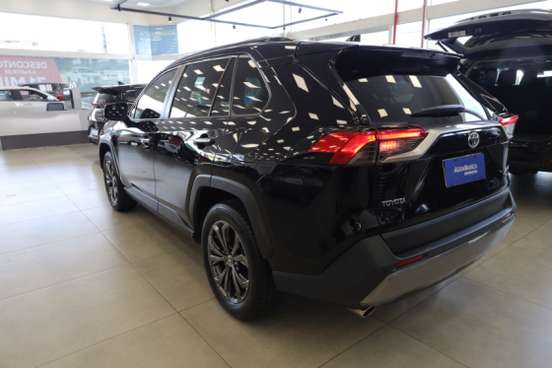 TOYOTA-RAV4-2023