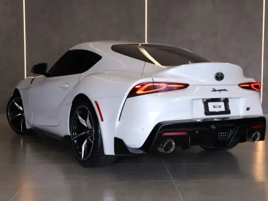 TOYOTA-SUPRA-3.0 I6 TURBO GASOLINA PREMIUM AUTOMÁTICO TOYOTA-SUPRA-2022