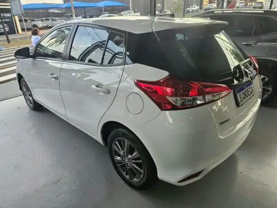 TOYOTA-YARIS-1.3 16V FLEX XL PLUS TECH MULTIDRIVE TOYOTA-YARIS-2018