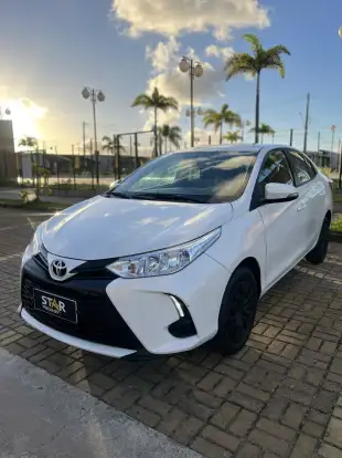 TOYOTA-YARIS-2024