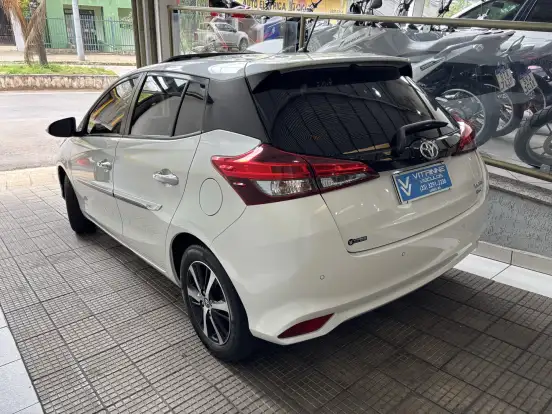 TOYOTA-YARIS-1.5 16V FLEX SEDAN XLS MULTIDRIVE TOYOTA-YARIS-2019