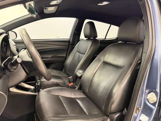 TOYOTA-YARIS-2020