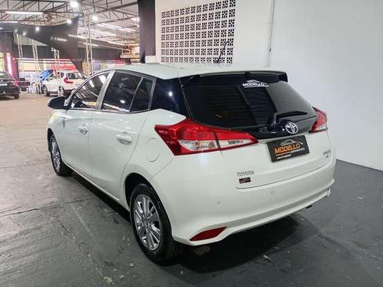 TOYOTA-YARIS-1.3 16V FLEX XL MULTIDRIVE TOYOTA-YARIS-2018