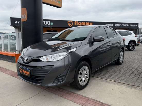TOYOTA-YARIS-2020