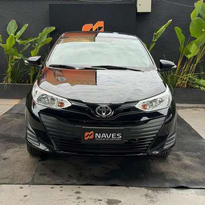 TOYOTA-YARIS-2019